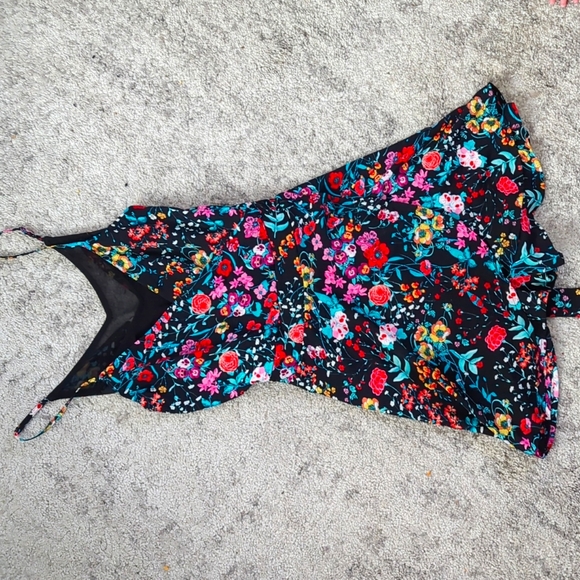 Dress - Picture 1 of 2